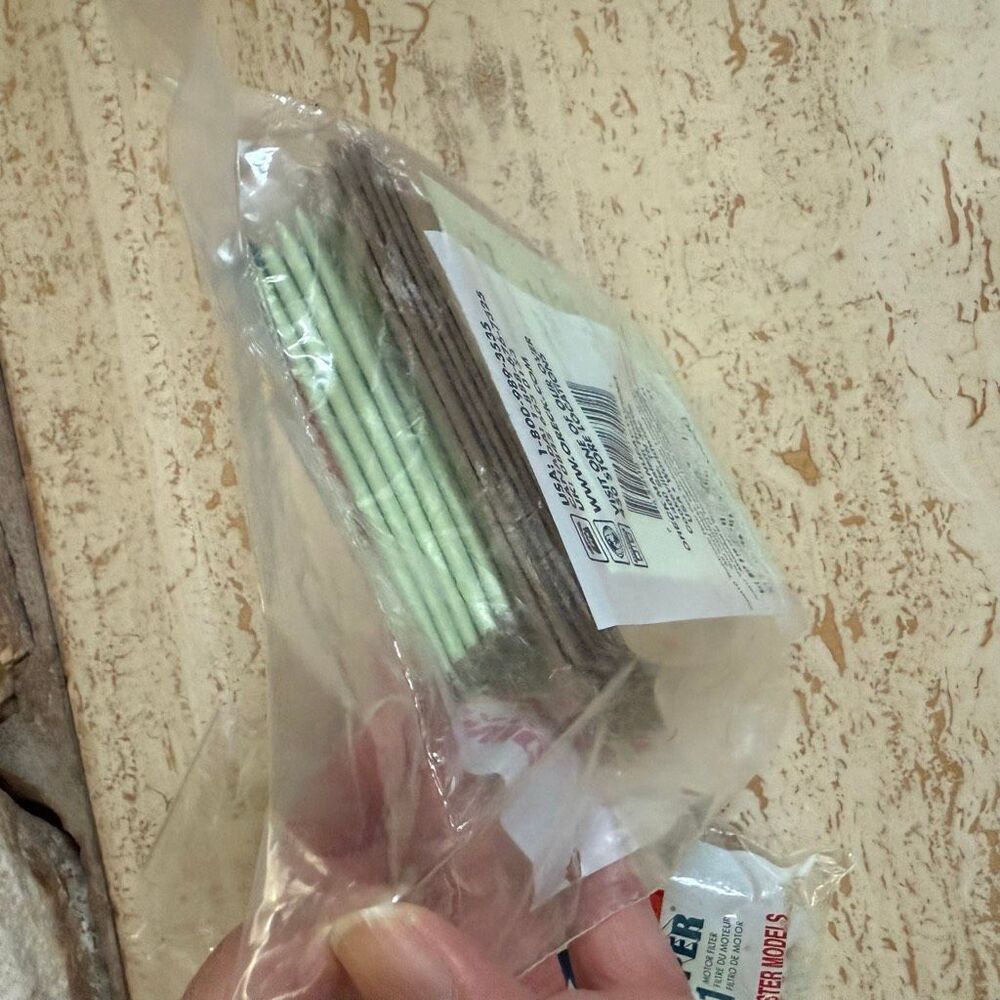 19 Oreck Housekeeper compact canister vacuum celoc hypo allergenic filter system - Picture 4 of 7